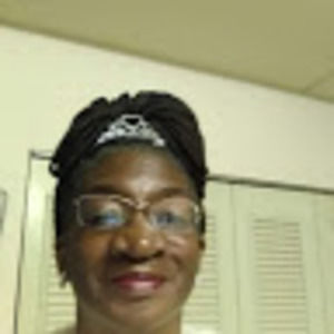 Meet your Posher, Connie